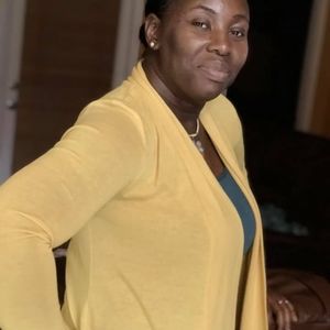 Meet your Posher, Beverly